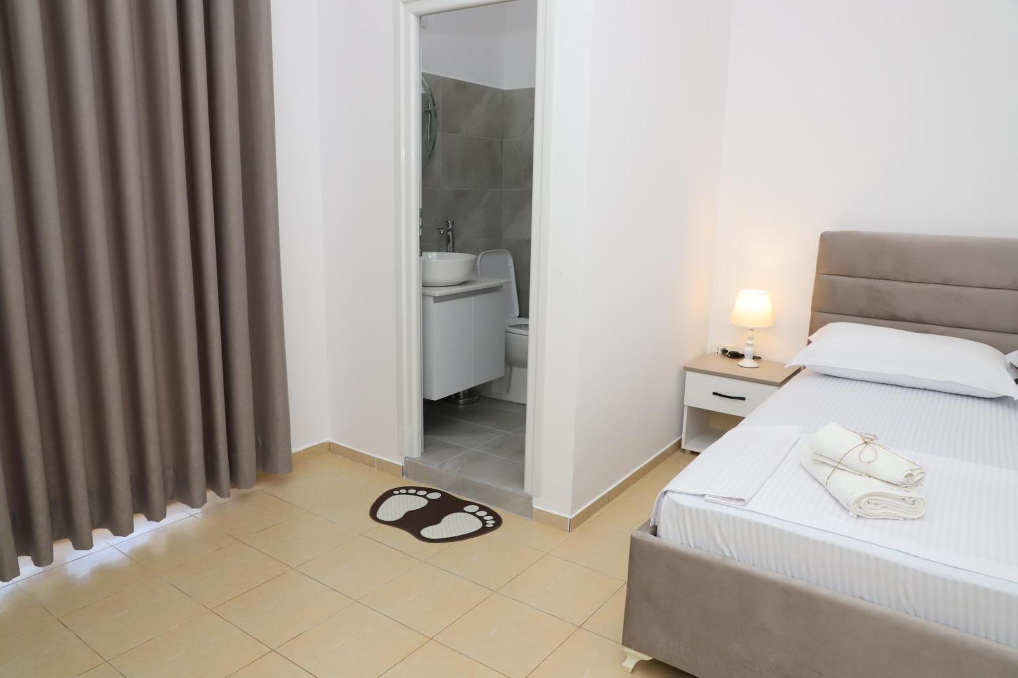 Mucolli Guest house *
